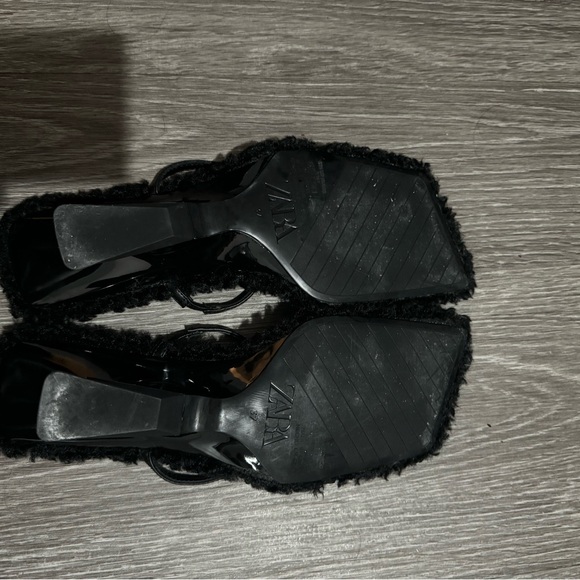 Zara Faux Fur Wedge Sandals - Picture 4 of 6